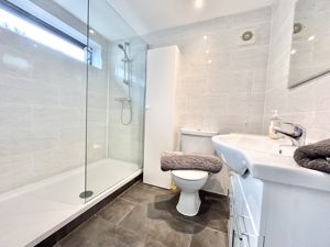 Photo 29- click for photo gallery